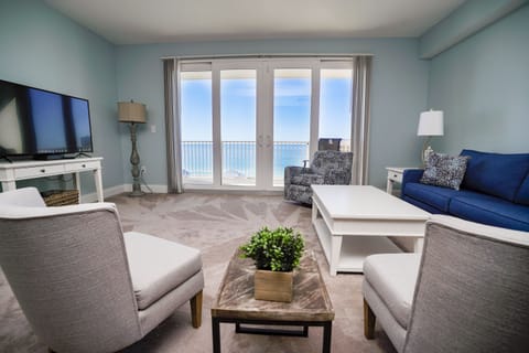 Living Area with Beautiful Gulf Views