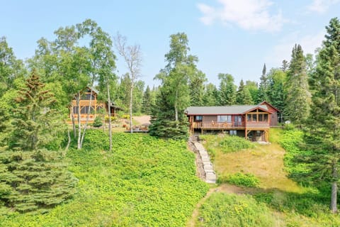 Serenity on Superior is a luxury vacation rental located on the popular Cascade Beach Road in Lutsen, Minnesota.