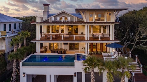 3803 Palm Blvd. - Paradise Palms