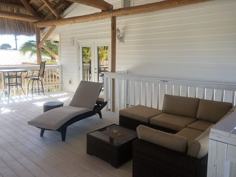 Lounge group under Tiki Hut