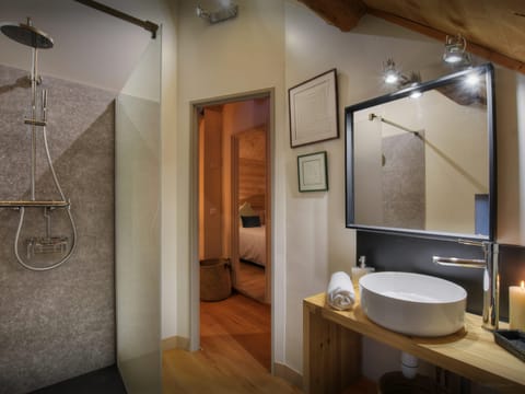 Shower room - floor 2