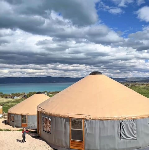 Beautiful Bear Lake Sky and Scenery 
