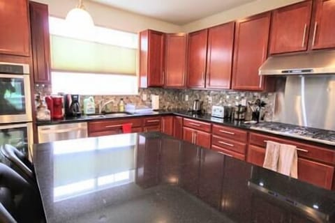 32a4ddb6 ca4b 4c2a 9178 1bf5dd2826b3