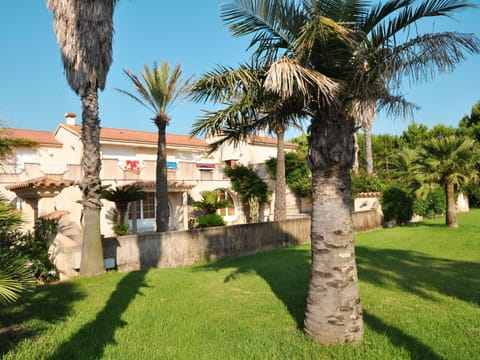 Property, Tree, Palm Tree, Arecales, Building, House, Estate, Real Estate, Home, Hacienda