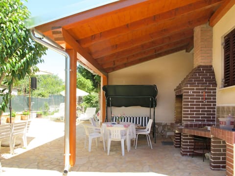 Property, Building, House, Room, Porch, Patio, Real Estate, Furniture, Home, Roof