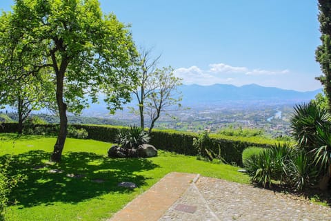 Villa Dell'Angelo By Tuscanhouses