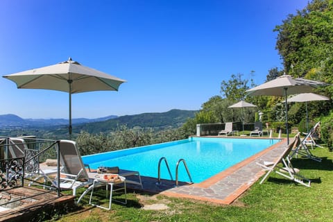 Villa Dell'Angelo By Tuscanhouses