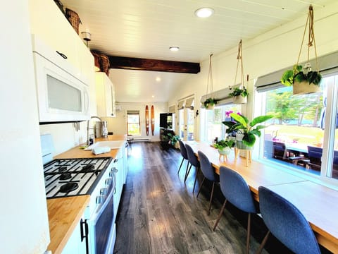 Gatehouse 1 Kitchen Looking Into Living Room