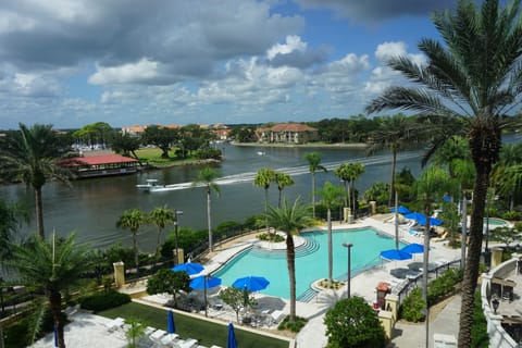 Intracoastal Waterway Views from your Private Balcony 