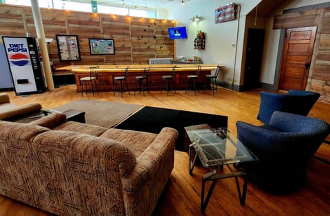 Living area with bar