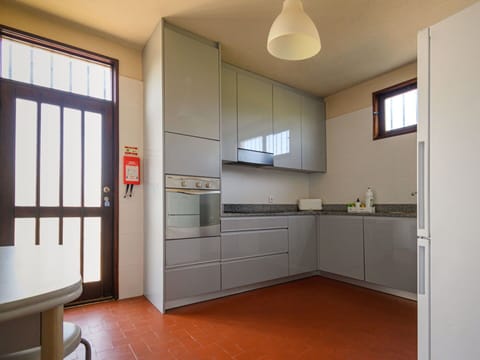 Furniture, Property, Cabinetry, Window, Countertop, Building, Wood, Interior Design, Architecture