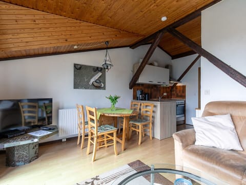 Table, Furniture, Property, Plant, Wood, Chair, Interior Design, Floor, Rectangle, Flooring