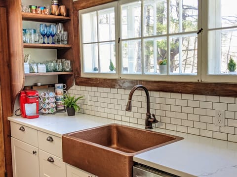 Brand new kitchen with all major and minor appliances, cookware, bakeware 