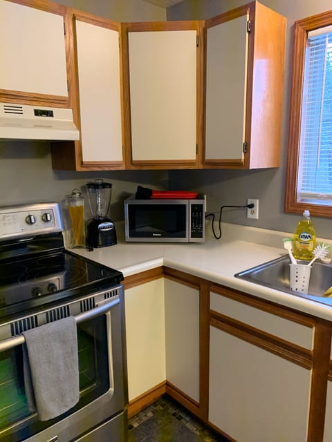 New counters in kitchen!