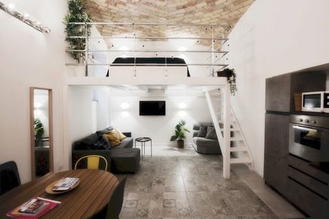 Newly renovated loft with vaulted ceilings