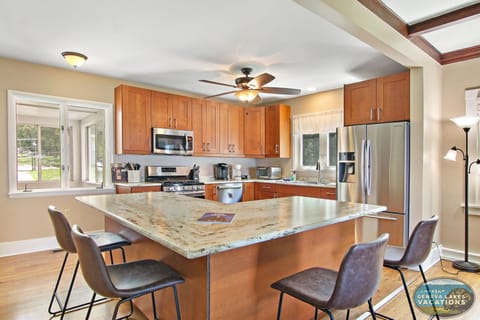 kitchen island seating
