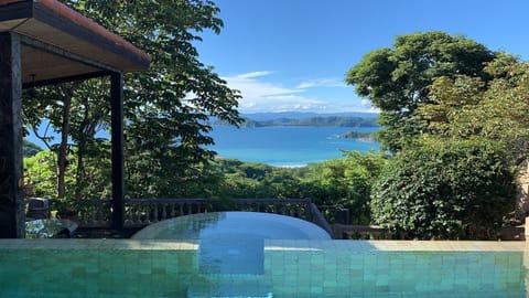 Heated pool with a perfect view of the Pacific Ocean