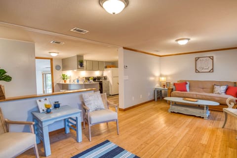 Two living spaces with kitchen in between allow for plenty of space for mingling.