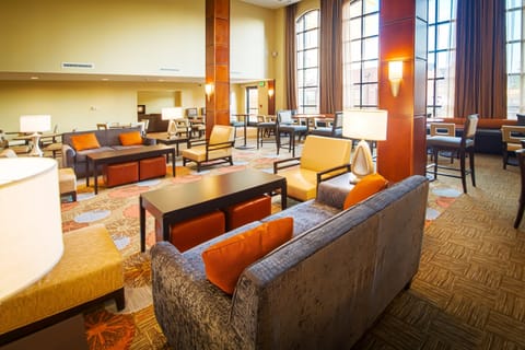 The welcoming lobby provides a lounge area for guests to relax.