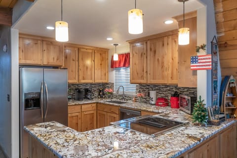 Full kitchen with all amenities