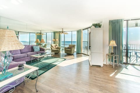 Floor to ceiling views