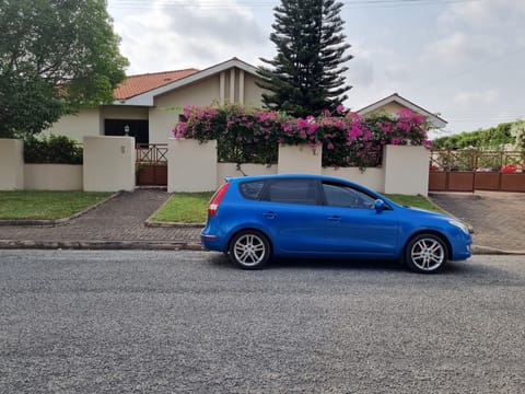 🚗 Complimentary Car 
Your stay comes with an added perk - a car and driver.