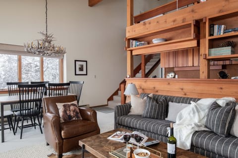 Living and dining area