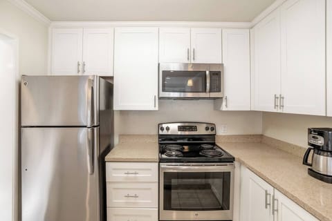 Prepare simple or fancy meals in the fully equipped kitchen.