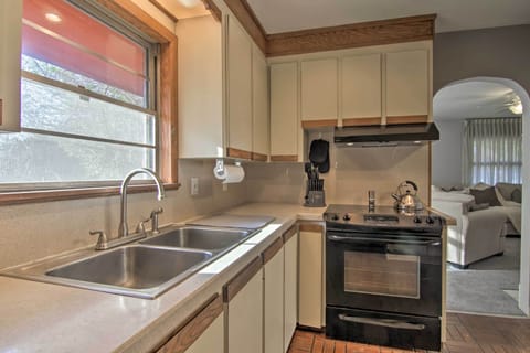 Kitchen | Cooking Basics | Drip Coffee Maker