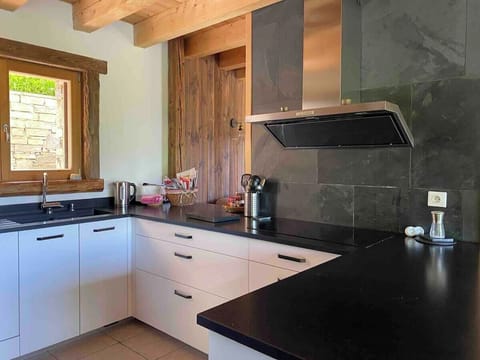 There is a fabulous modern  open plan kitchen.