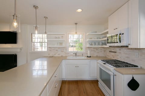 Well equipped kitchen