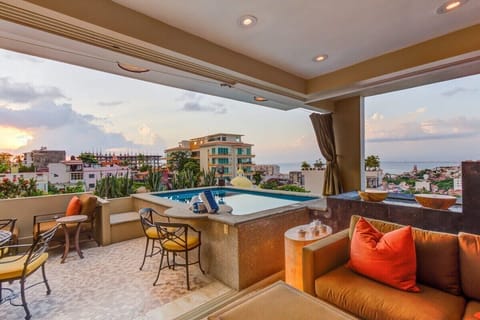 Open Suite with walk-on Terrace