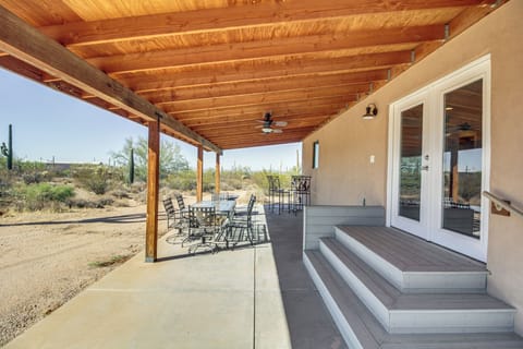 Marana Vacation Rental | 2BR | 1BA | 864 Sq Ft | 3 Stairs Required to Access