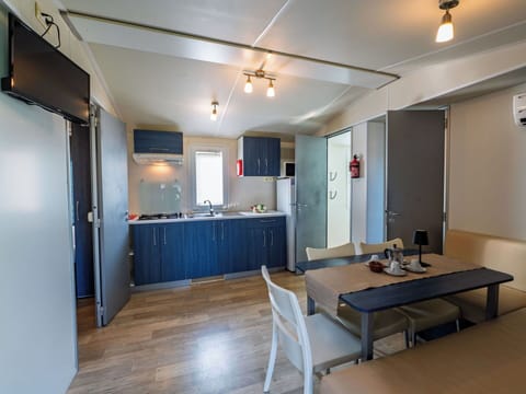 Shade, Cottage, Yard, Backyard, Garden, Estate, Garden Buildings, Outdoor Structure