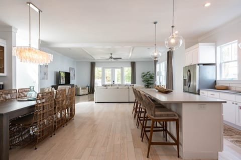 Kitchen, Dining, Living