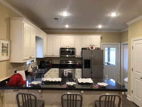 Fully equipped kitchen