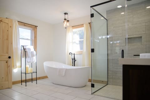 Relax in a nice soaking tub!