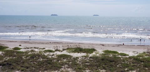 Stunning balcony beach front views. Top floor unit (4th floor).