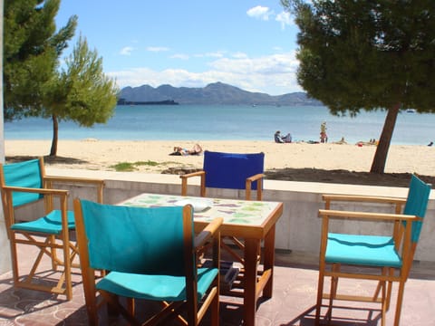 Private terrace, large