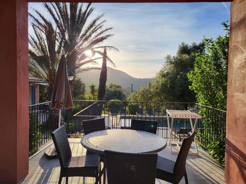 Sky, Building, Plant, Cloud, Furniture, Table, Chair, Tree, Shade, Interior Design