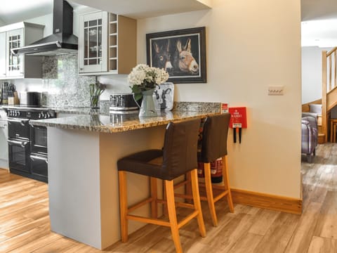 Well equipped kitchen | Midge - Lower Trembath, Buryas Bridge, near Penzance