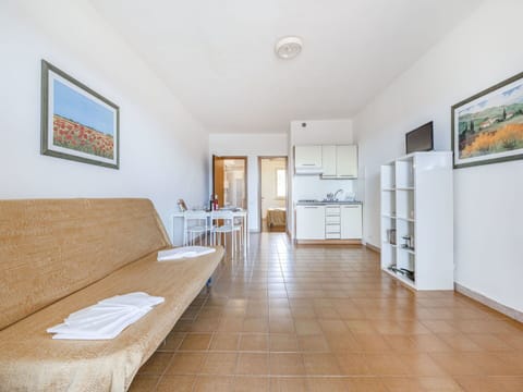 Picture Frame, Wood, Interior Design, Flooring, Living Room, Building, Floor, Real Estate, Door