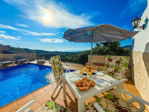 Blue, Swimming Pool, Resort, Outdoor Furniture, Eco Hotel, Sunlounger, Hotel, Villa, Umbrella, Resort Town