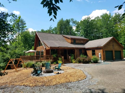Firepit and sitting area,  Outdoor eating on deck, front porch seating