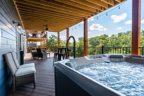 Private hot tub