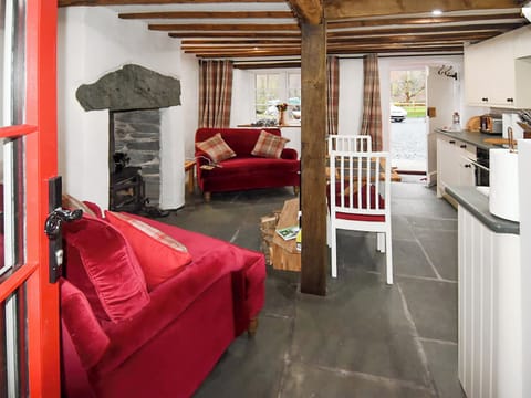 Charming open plan living space | Field House Cottage - Field House Cottages, Borrowdale, near Keswick