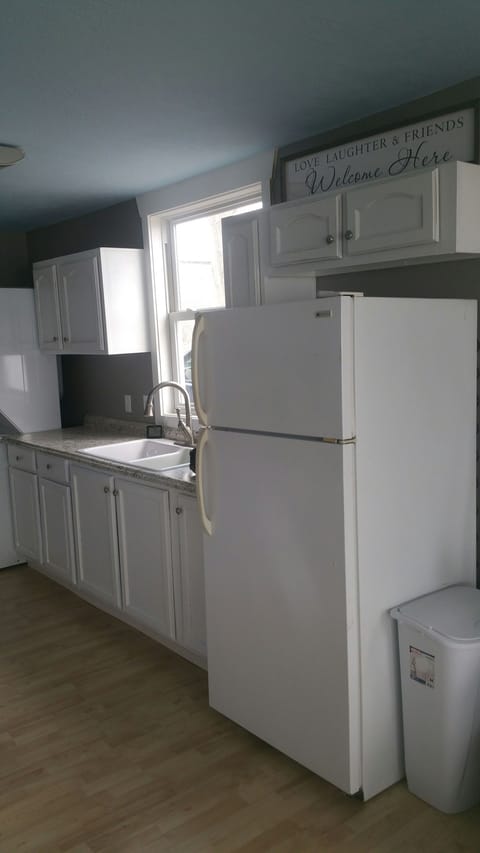 Convenience to store your favorite wine trail or brewery beverages to enjoy