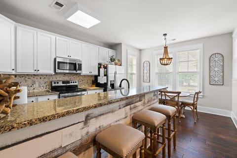 Have a quick snack at the bar before heading out to the beach.