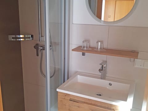 Apartment / 2 bedrooms / 2 shower, toilet - Meikl, house Apartment in Salzburgerland