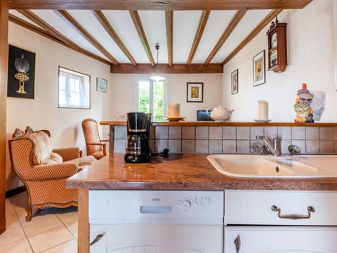 Furniture, Cabinetry, Tap, Countertop, Property, Sink, Plumbing Fixture, Wood, Drawer, Building